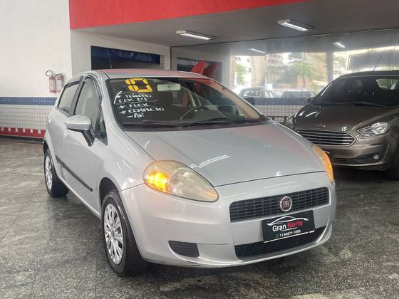 FIAT PUNTO 1.4 8V FLEX 4P MANUAL